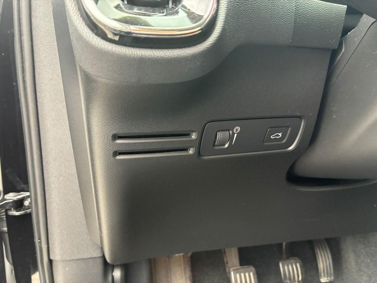 volvo-xc40-2019-gasolina-1477cc