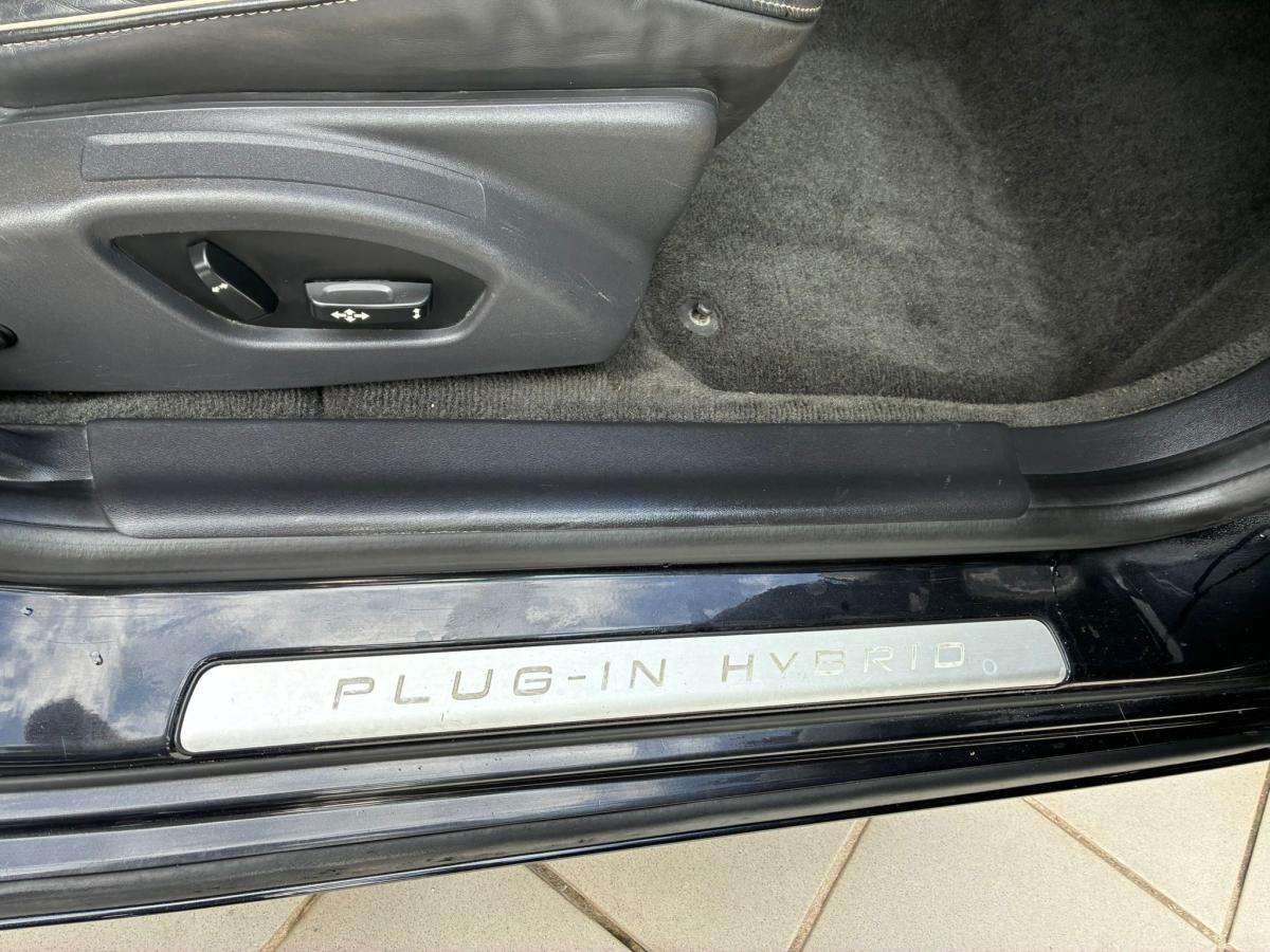 volvo-v60-2015-hibrido-a-diesel-2400cc