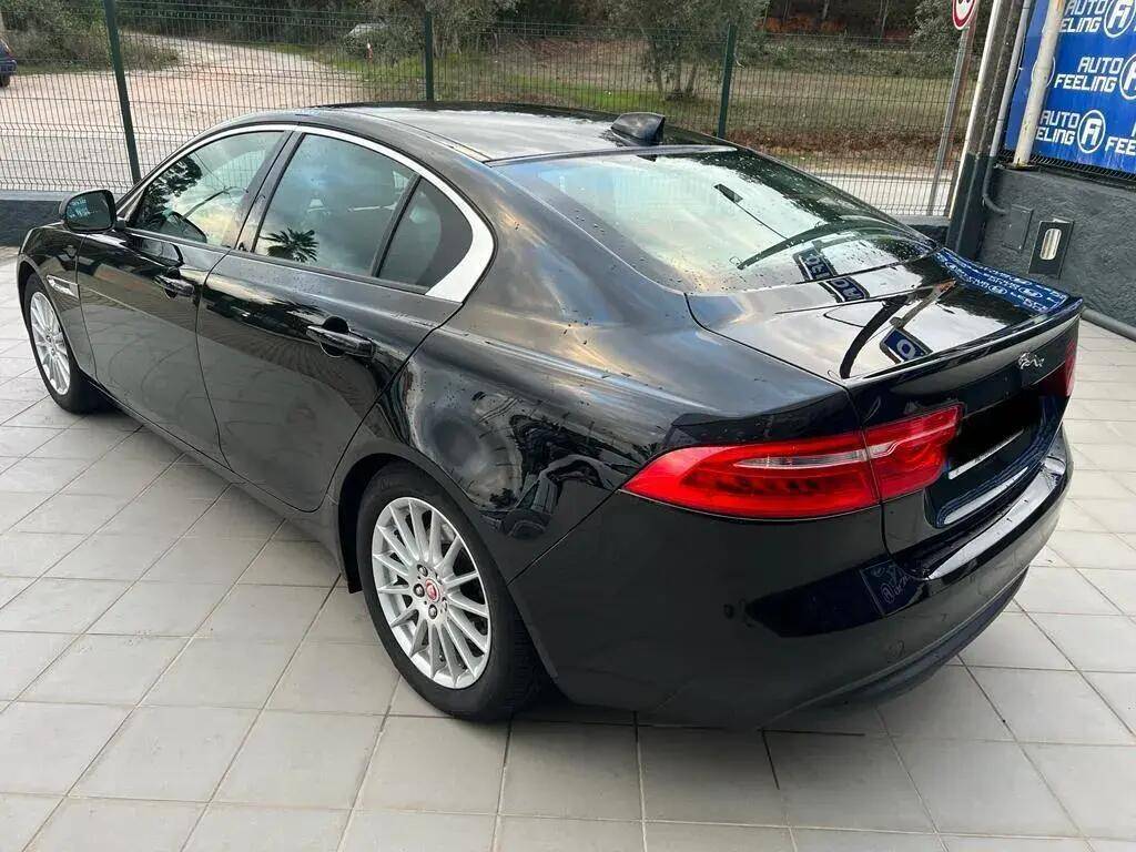 jaguar-xe-2016-diesel-1999cc