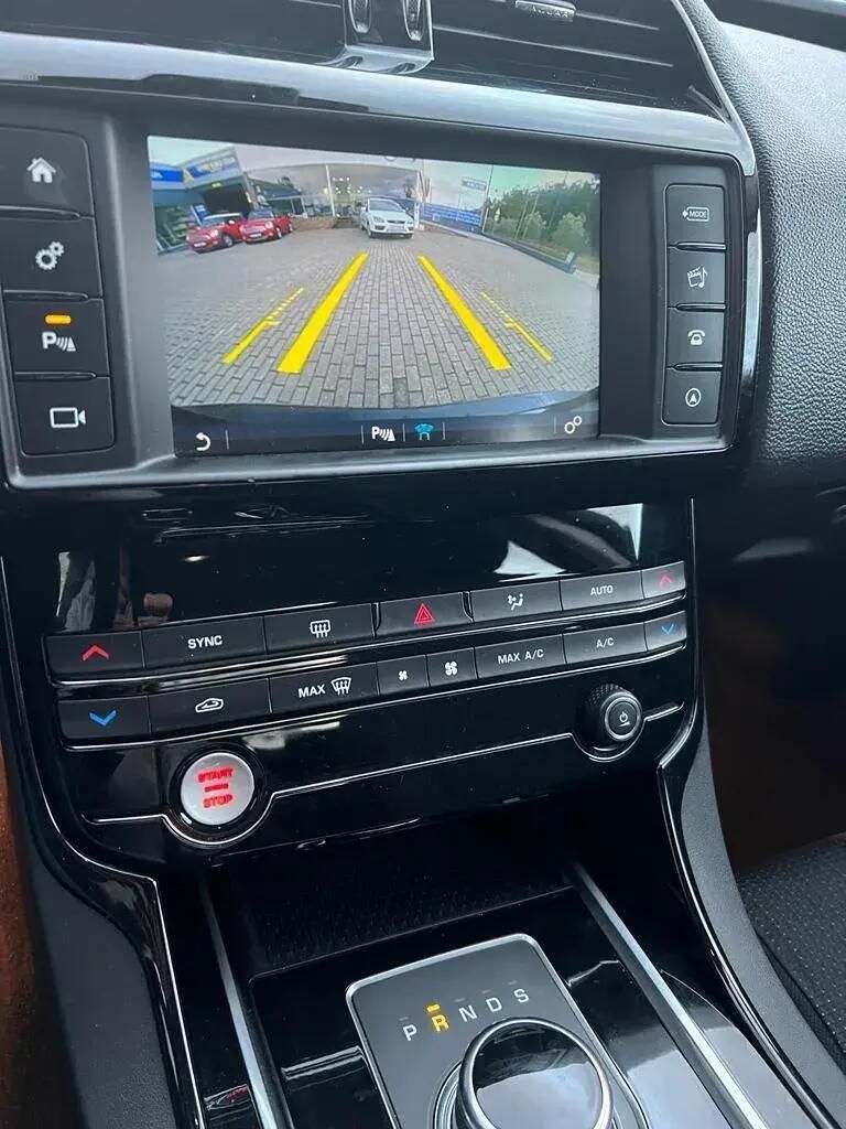 jaguar-xe-2016-diesel-1999cc