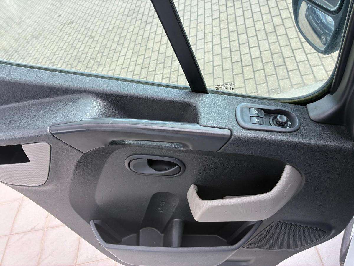 renault-master-2016-diesel-2299cc