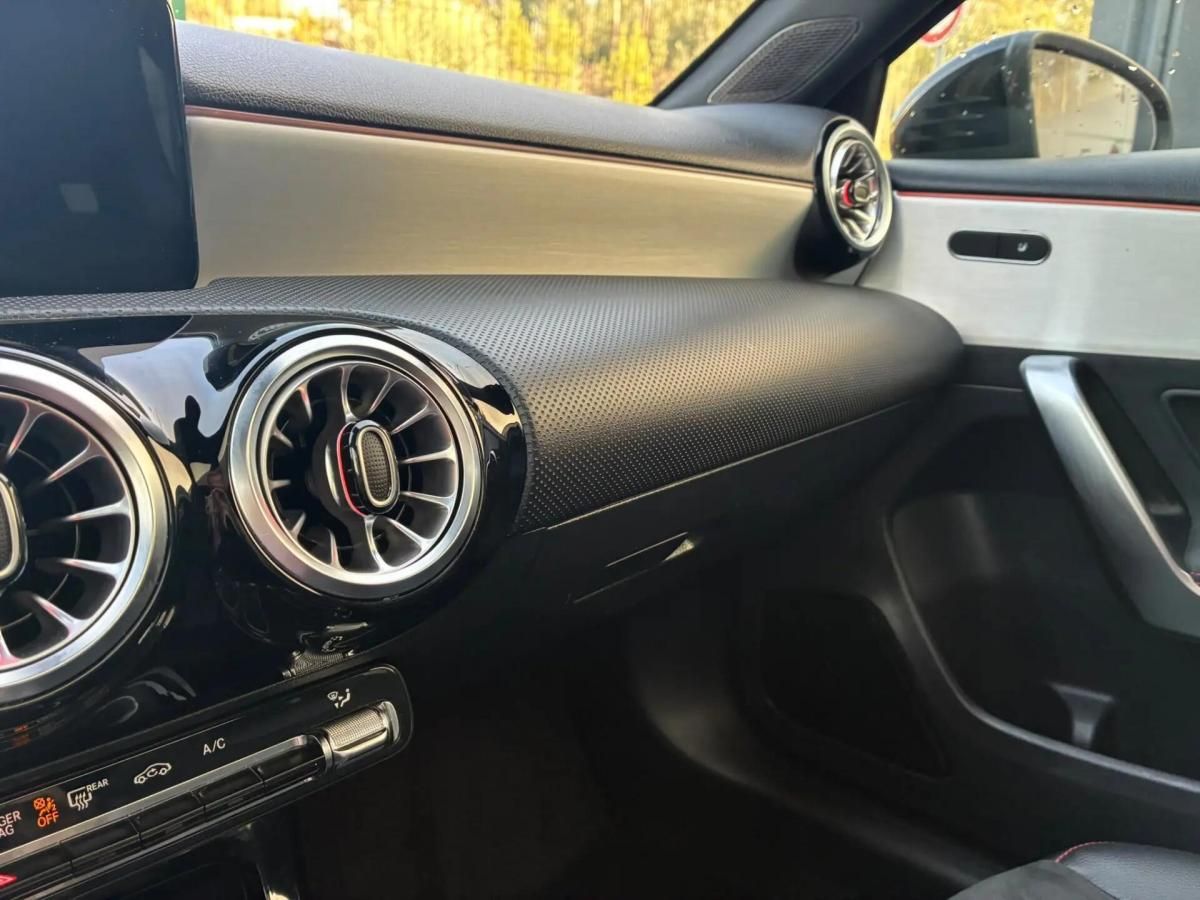 mercedes-benz-180-2022-gasolina-1332cc