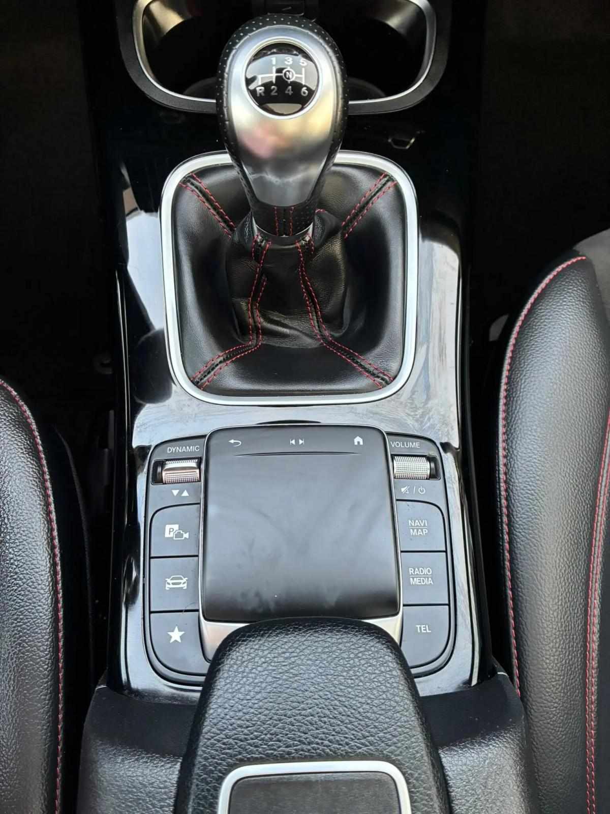 mercedes-benz-180-2022-gasolina-1332cc