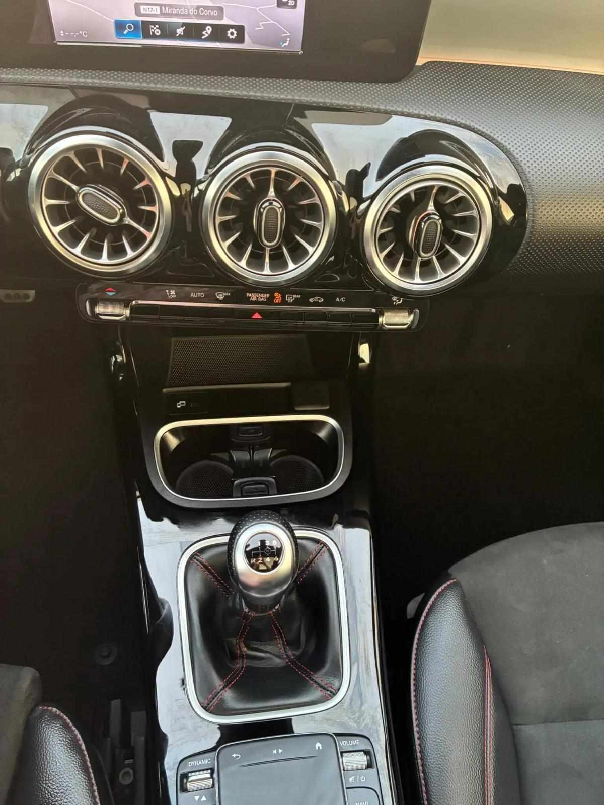 mercedes-benz-180-2022-gasolina-1332cc