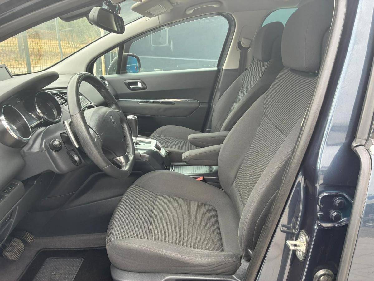 peugeot-5008-2012-diesel-1560cc