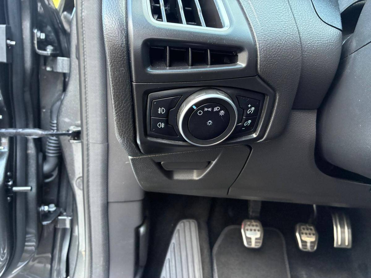 ford-focus-2017-gasolina-2261cc
