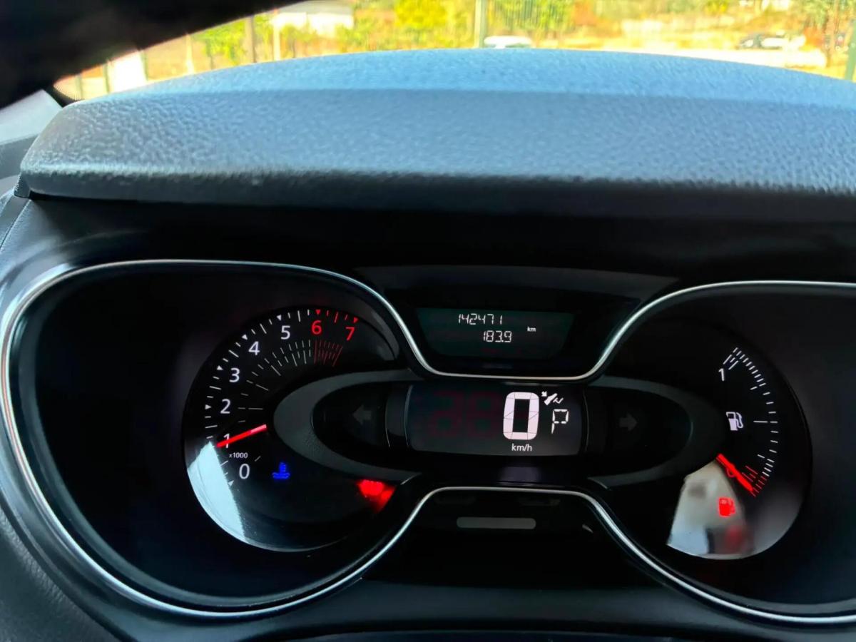 renault-captur-2017-gasolina-1197cc