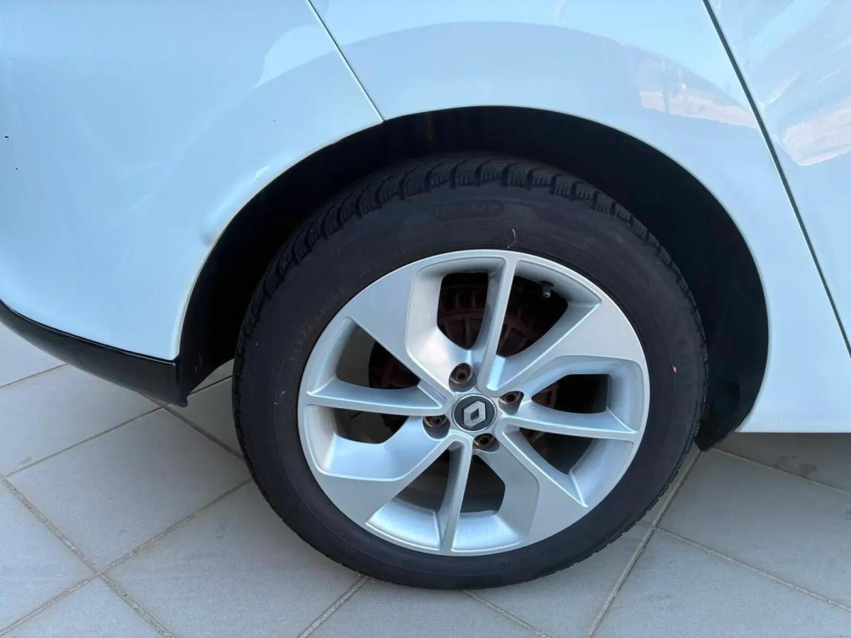 renault-clio-sport-tourer-2017-diesel-1461cc