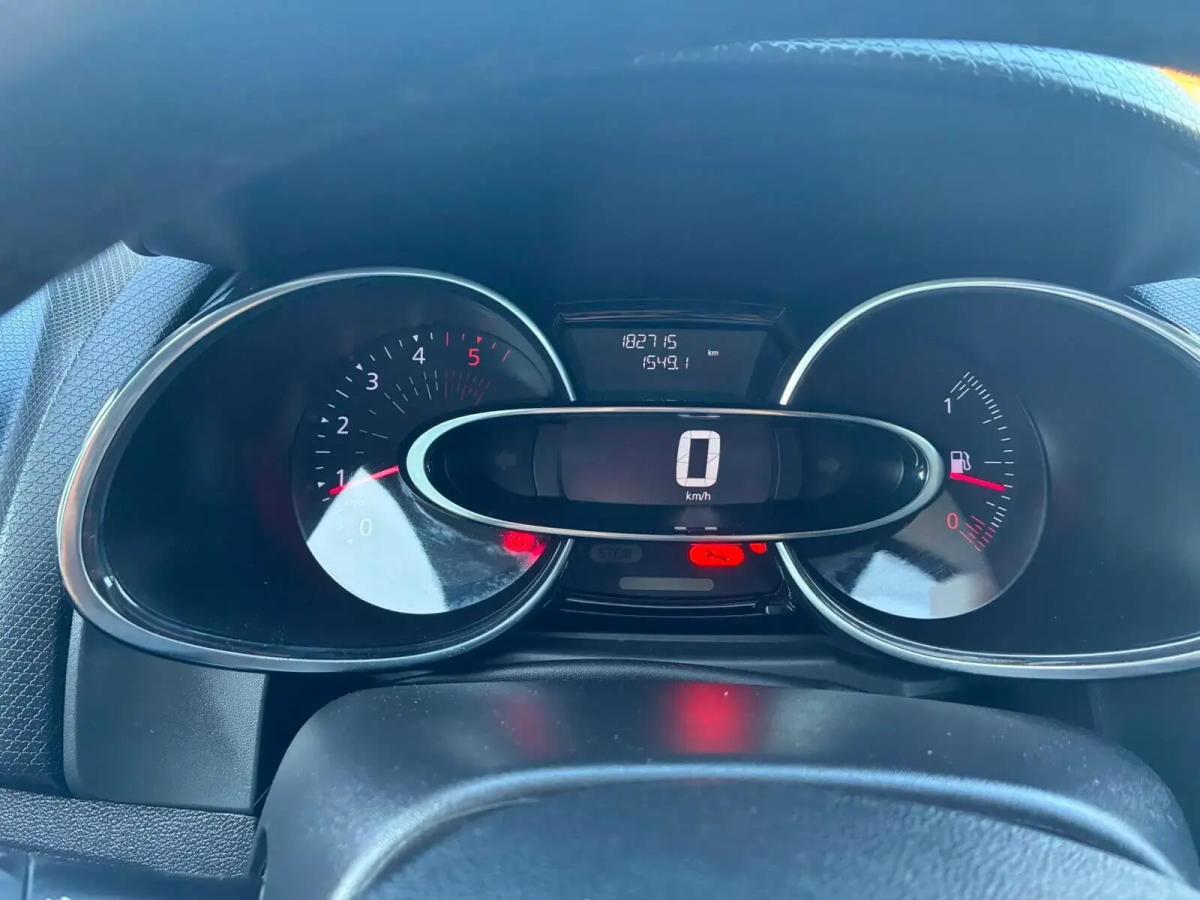 renault-clio-sport-tourer-2017-diesel-1461cc