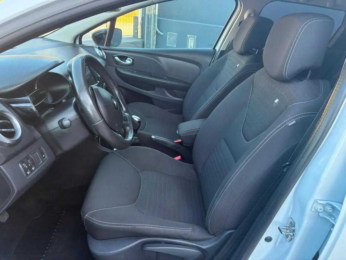 renault-clio-sport-tourer-2017-diesel-1461cc