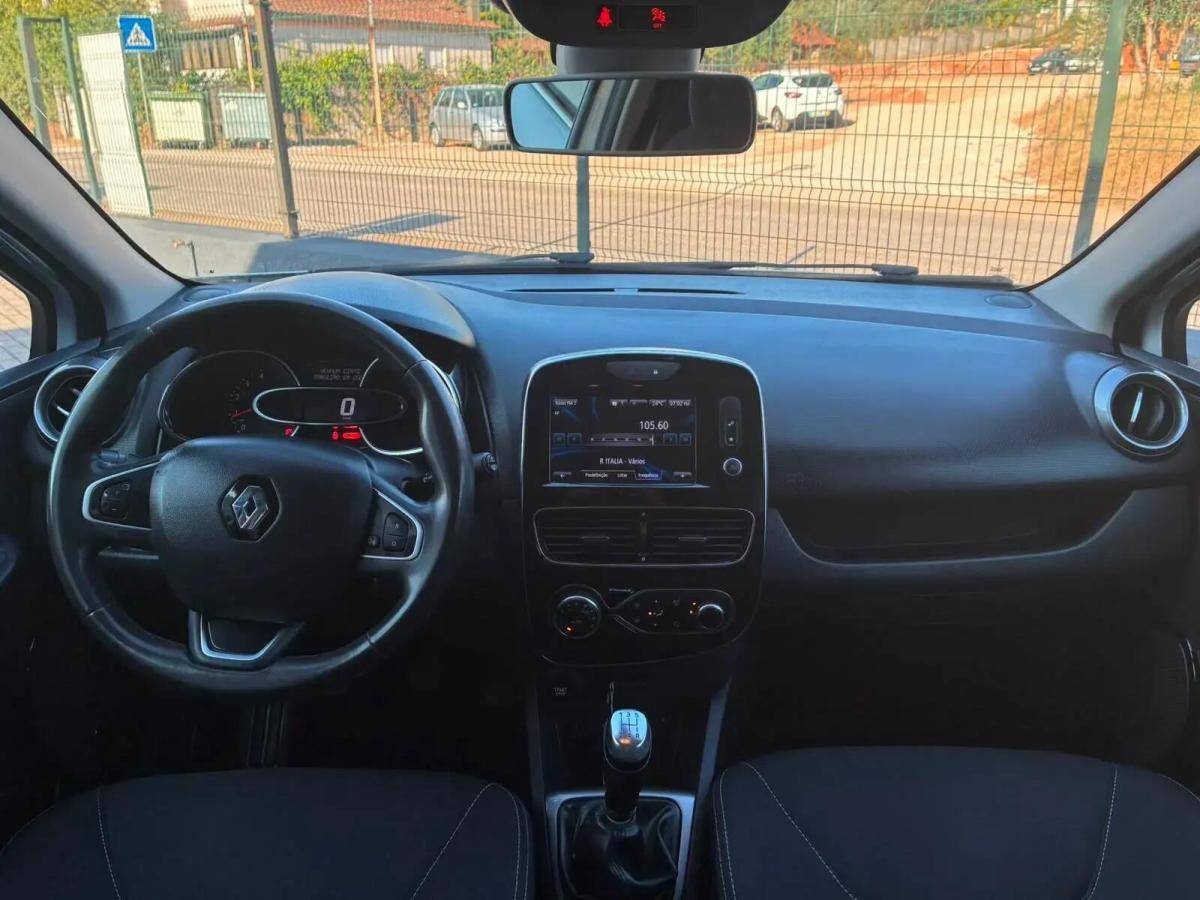 renault-clio-sport-tourer-2017-diesel-1461cc