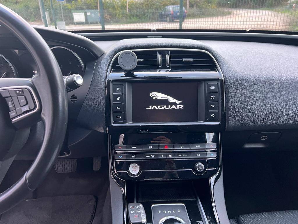 jaguar-xe-2016-diesel-1999cc