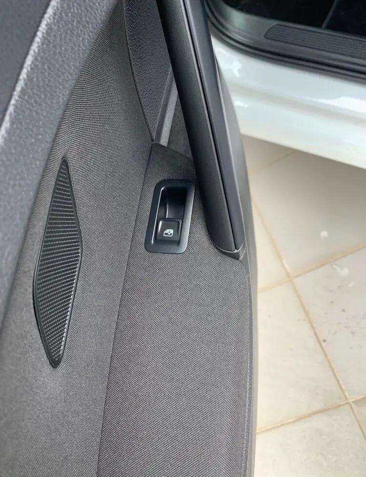 volkswagen-golf-2019-diesel-1598cc