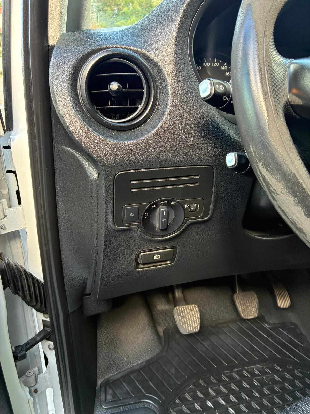 mercedes-benz-vito-2015-diesel-2143cc