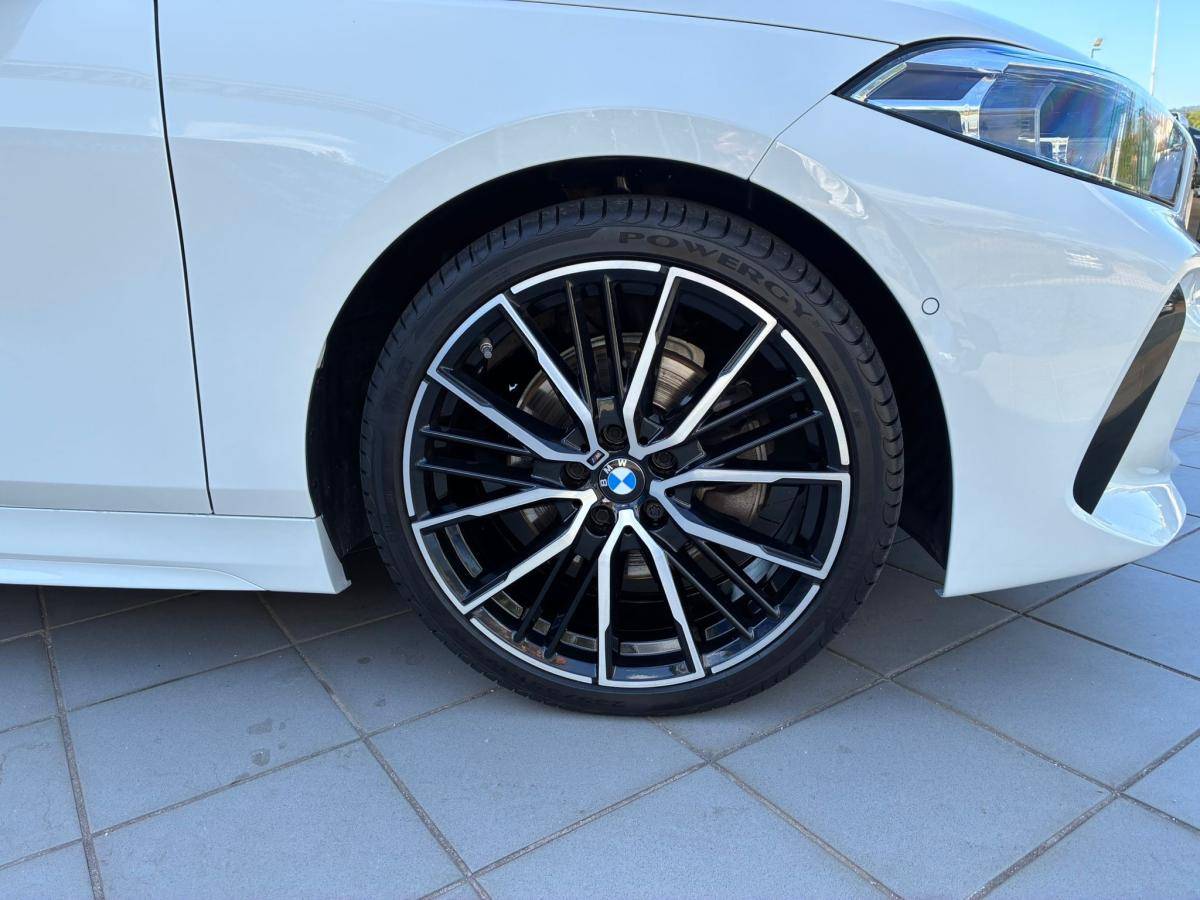 bmw-serie-1-2024-gasolina-1499cc