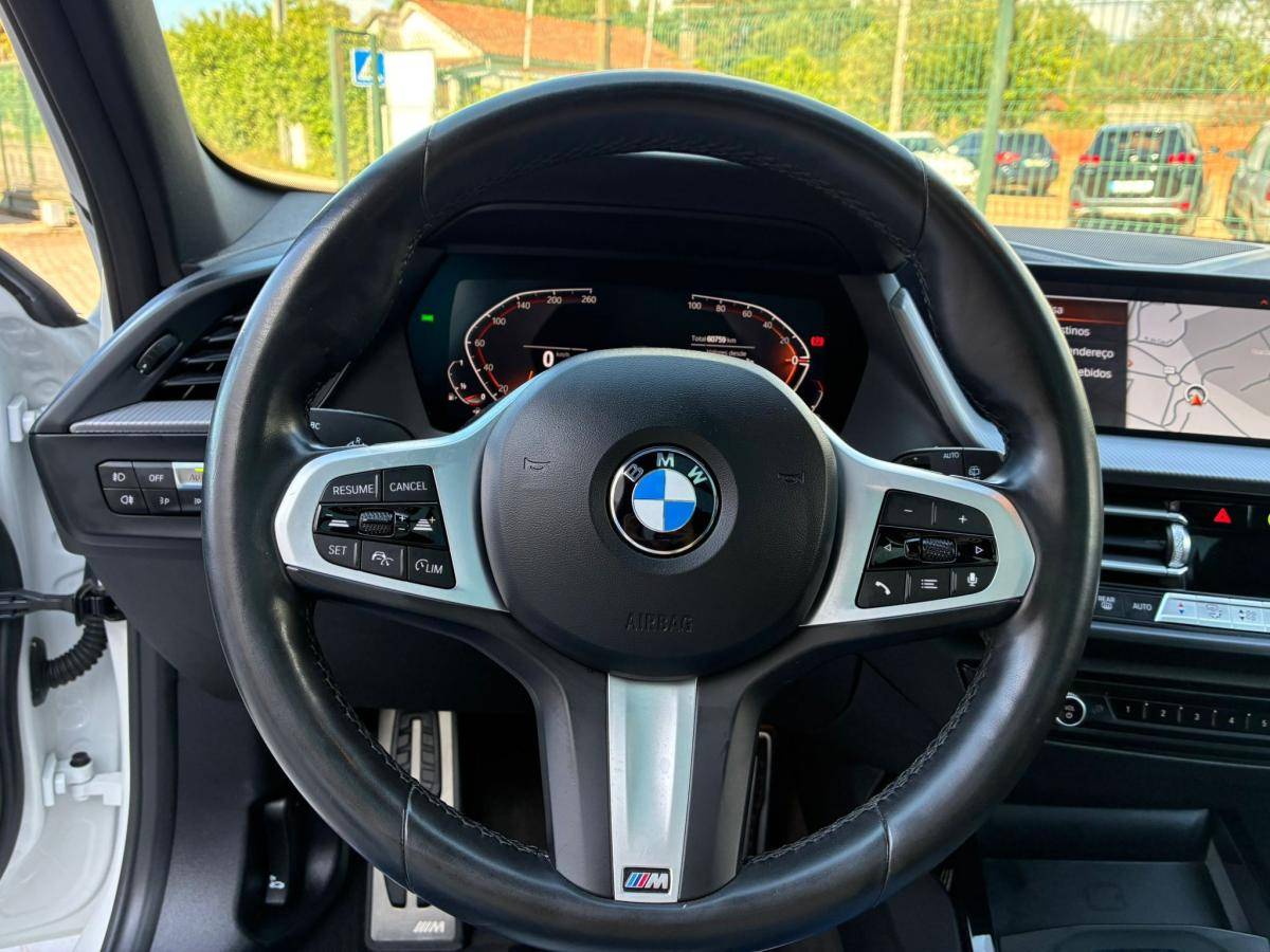 bmw-serie-1-2024-gasolina-1499cc