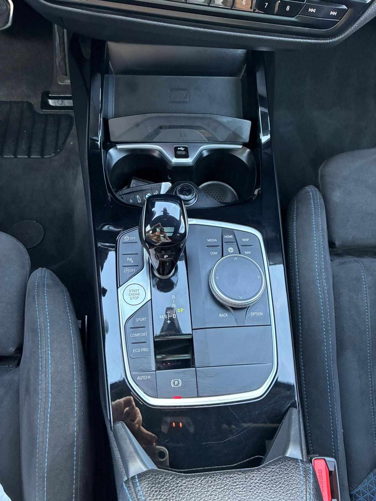 bmw-serie-1-2024-gasolina-1499cc