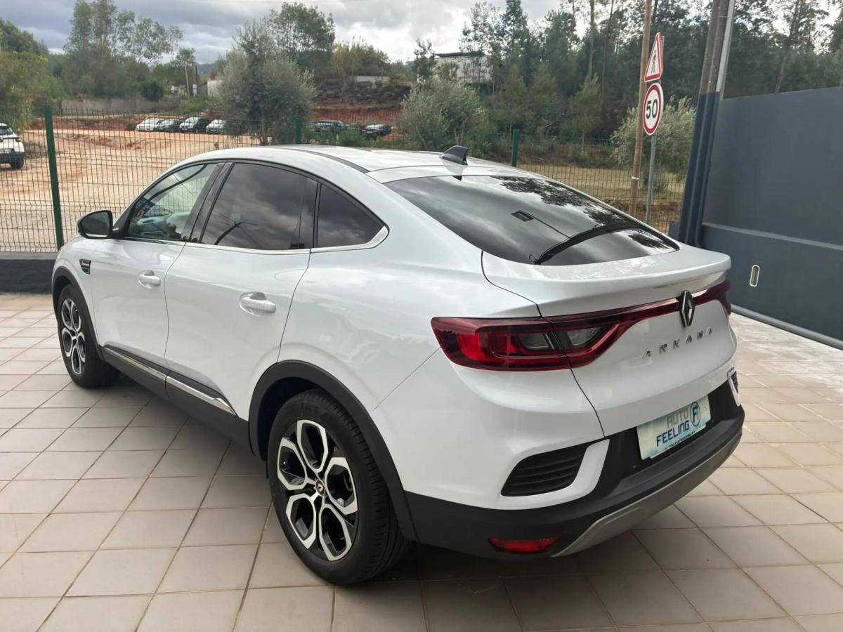 renault-arkana-2021-hibrido-a-gasolina-1598cc