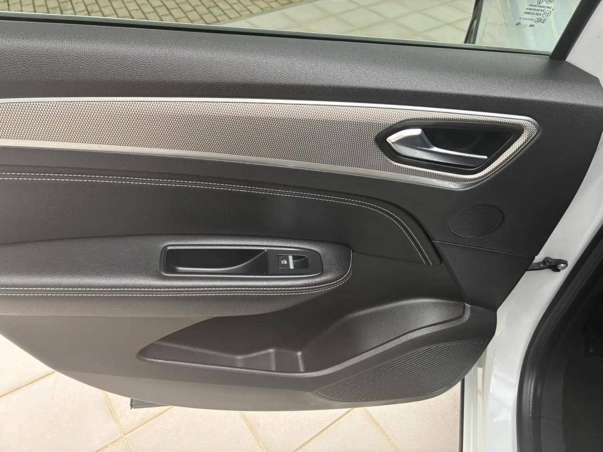 renault-arkana-2021-hibrido-a-gasolina-1598cc