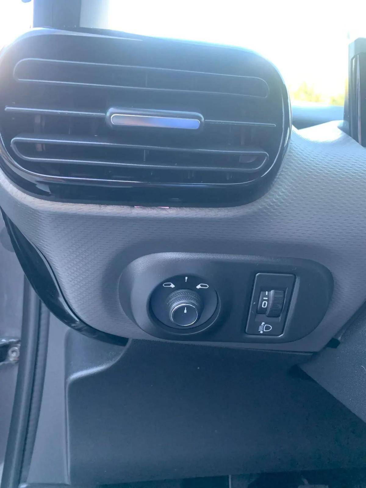citroen-c4-cactus-2020-diesel-1499cc