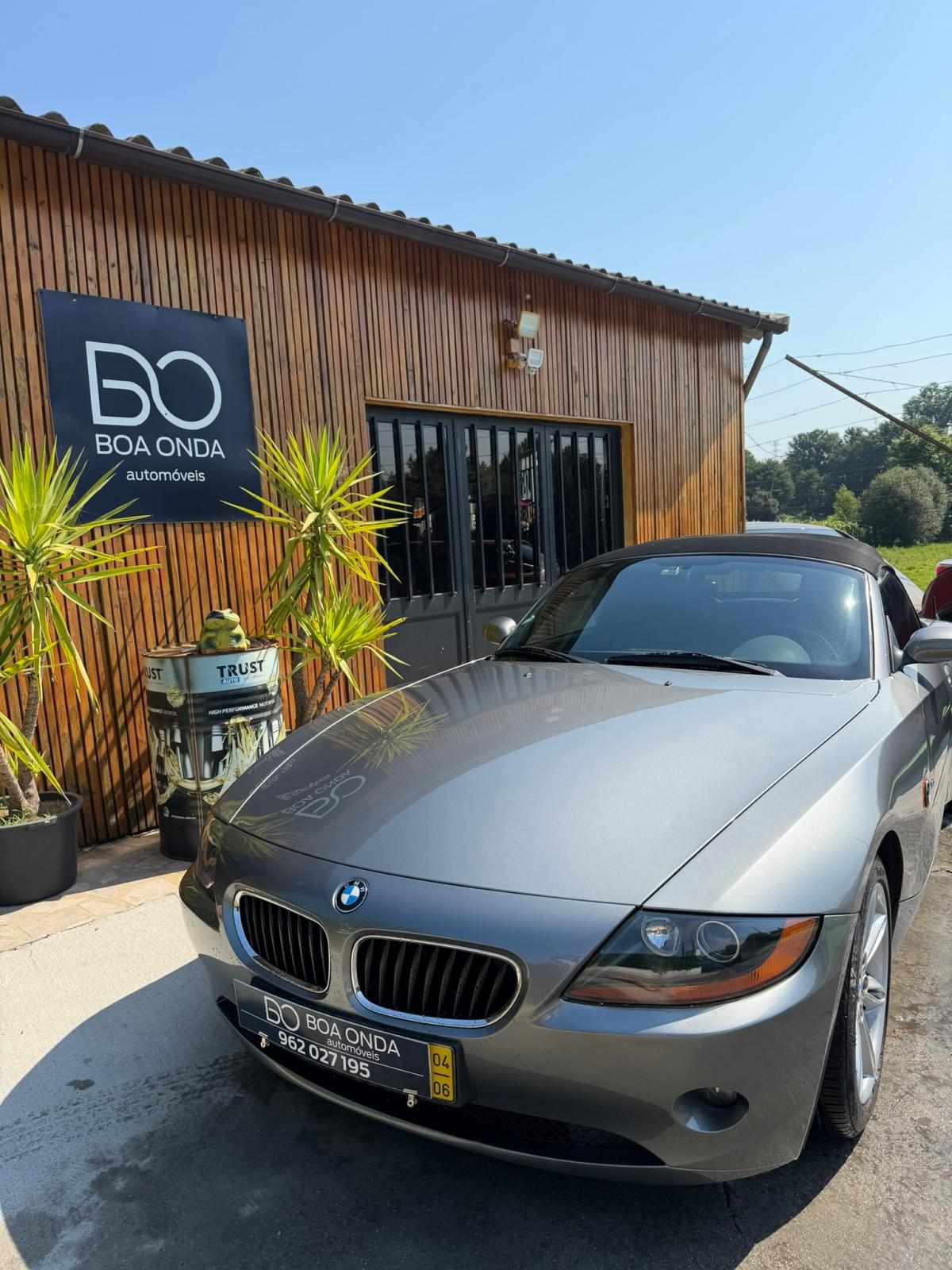 bmw-z4-2-2i-2004-gasolina-2171cc