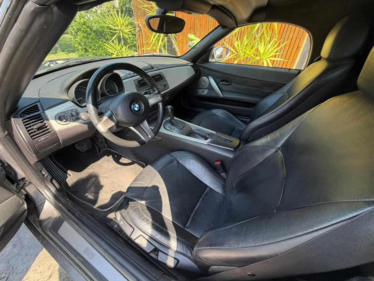 bmw-z4-2-2i-2004-gasolina-2171cc
