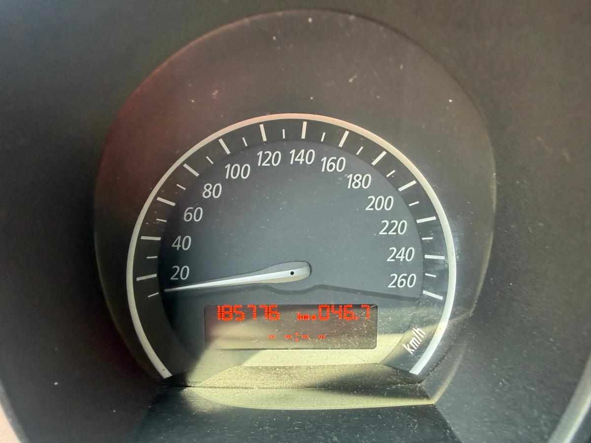 bmw-z4-2-2i-2004-gasolina-2171cc