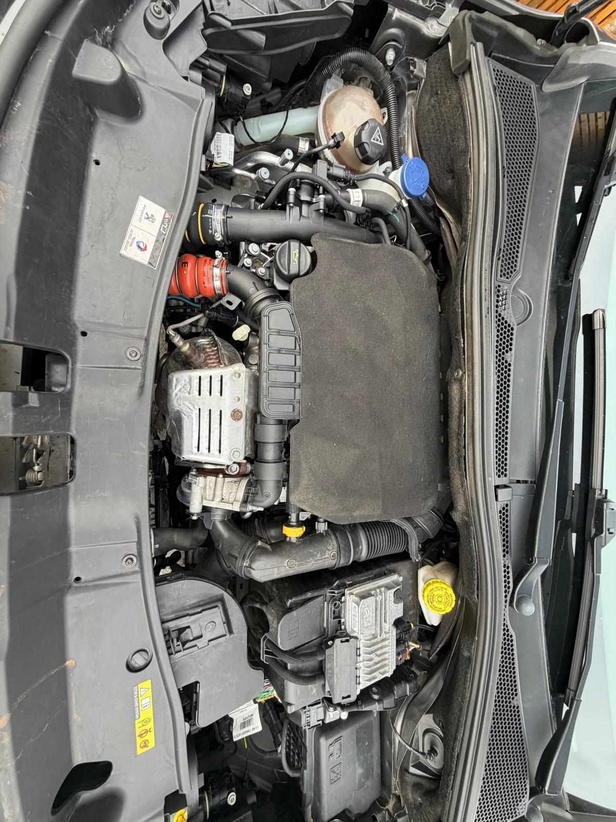 peugeot-2008-1-2-e-thp-2017-gasolina-1198cc