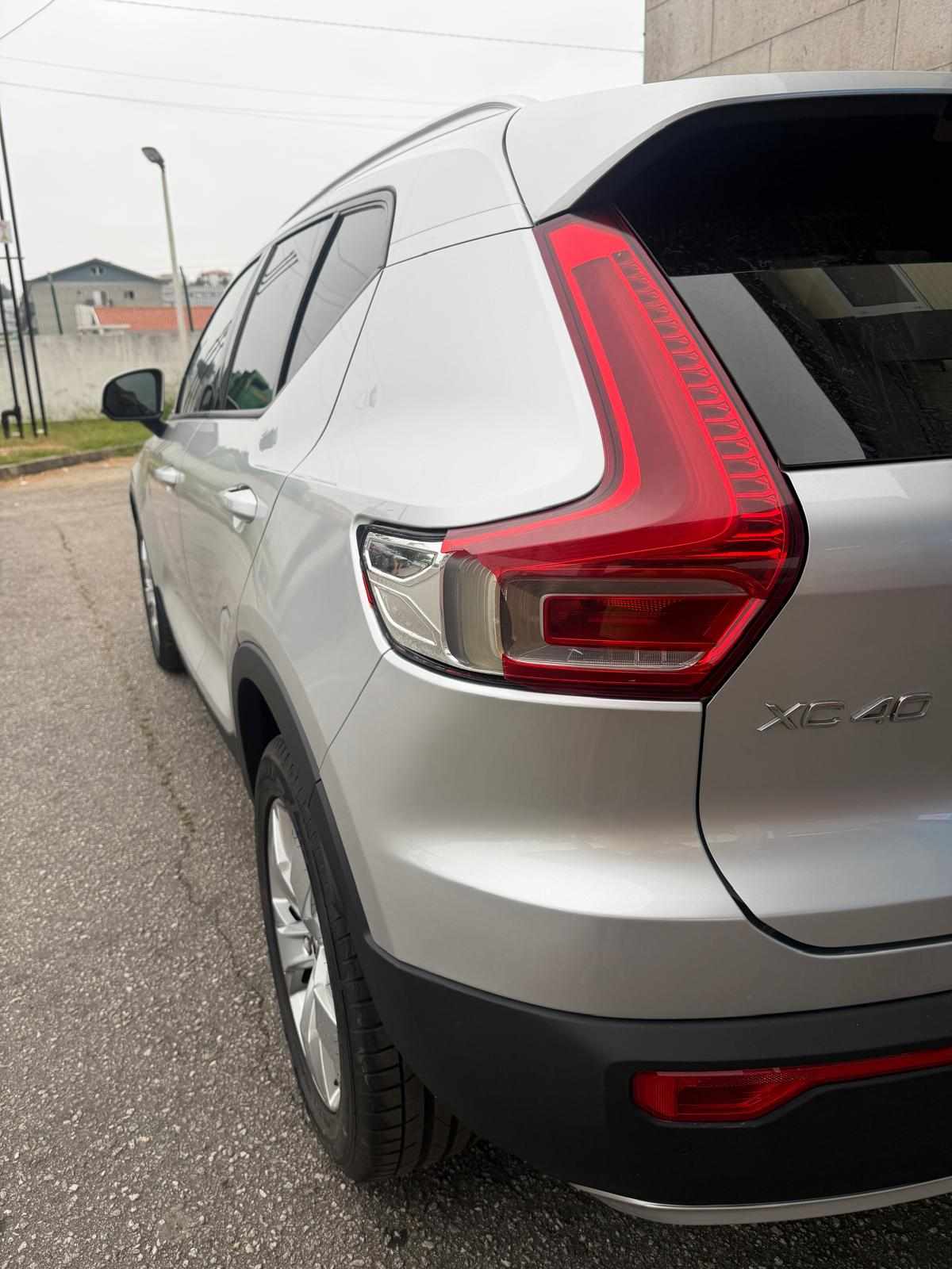 volvo-xc40-2-0-d3-2019-diesel-1969cc