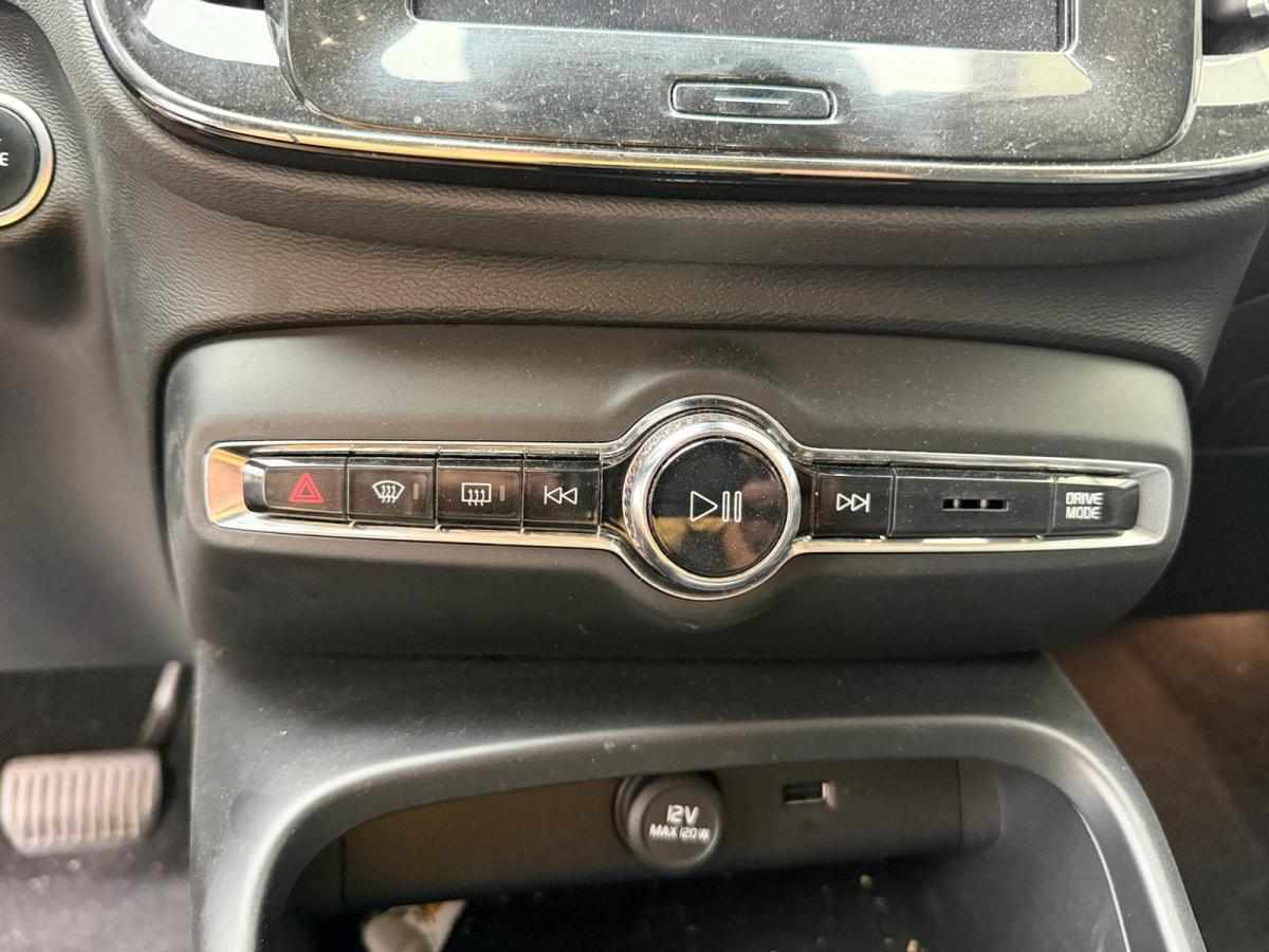 volvo-xc40-2-0-d3-2019-diesel-1969cc