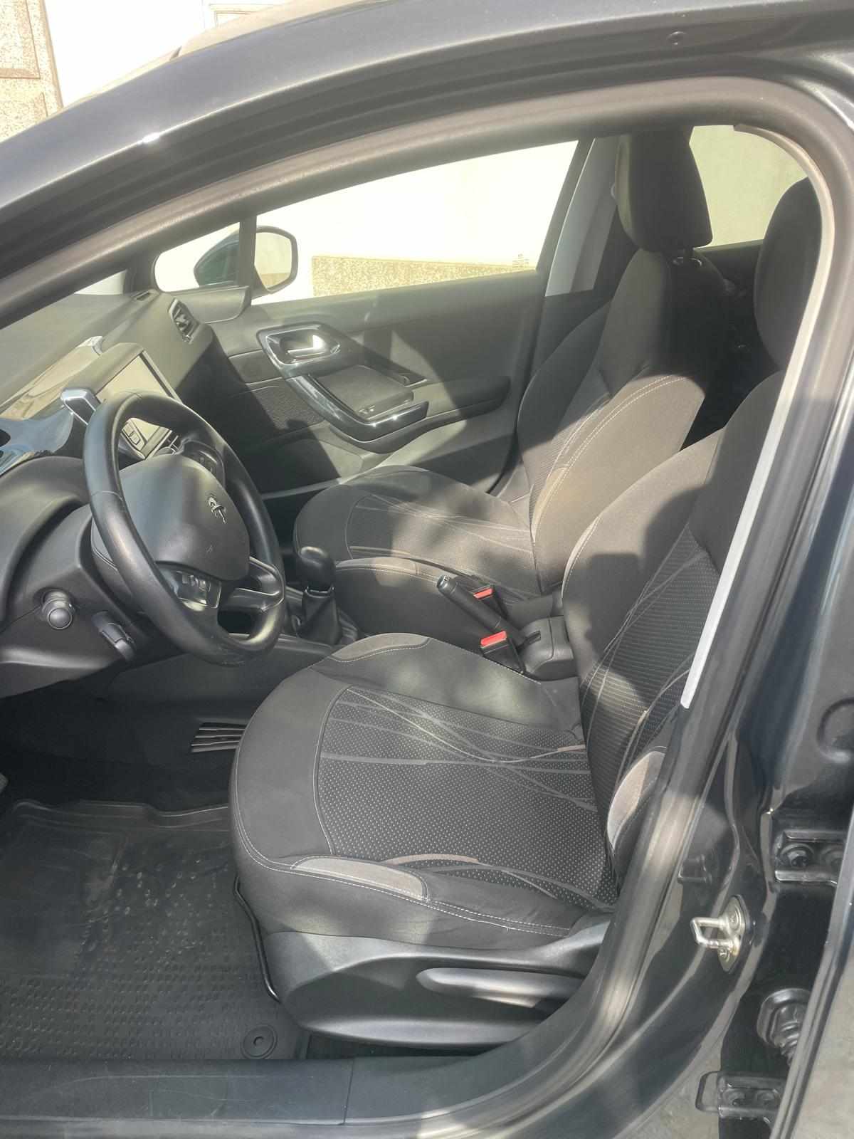 peugeot-208-1-4-hdi-2012-diesel-1398cc