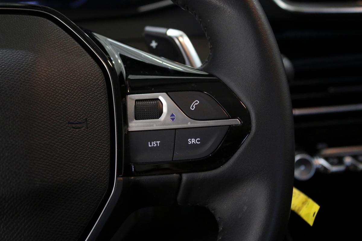 peugeot-208-2025-gasolina-1199cc