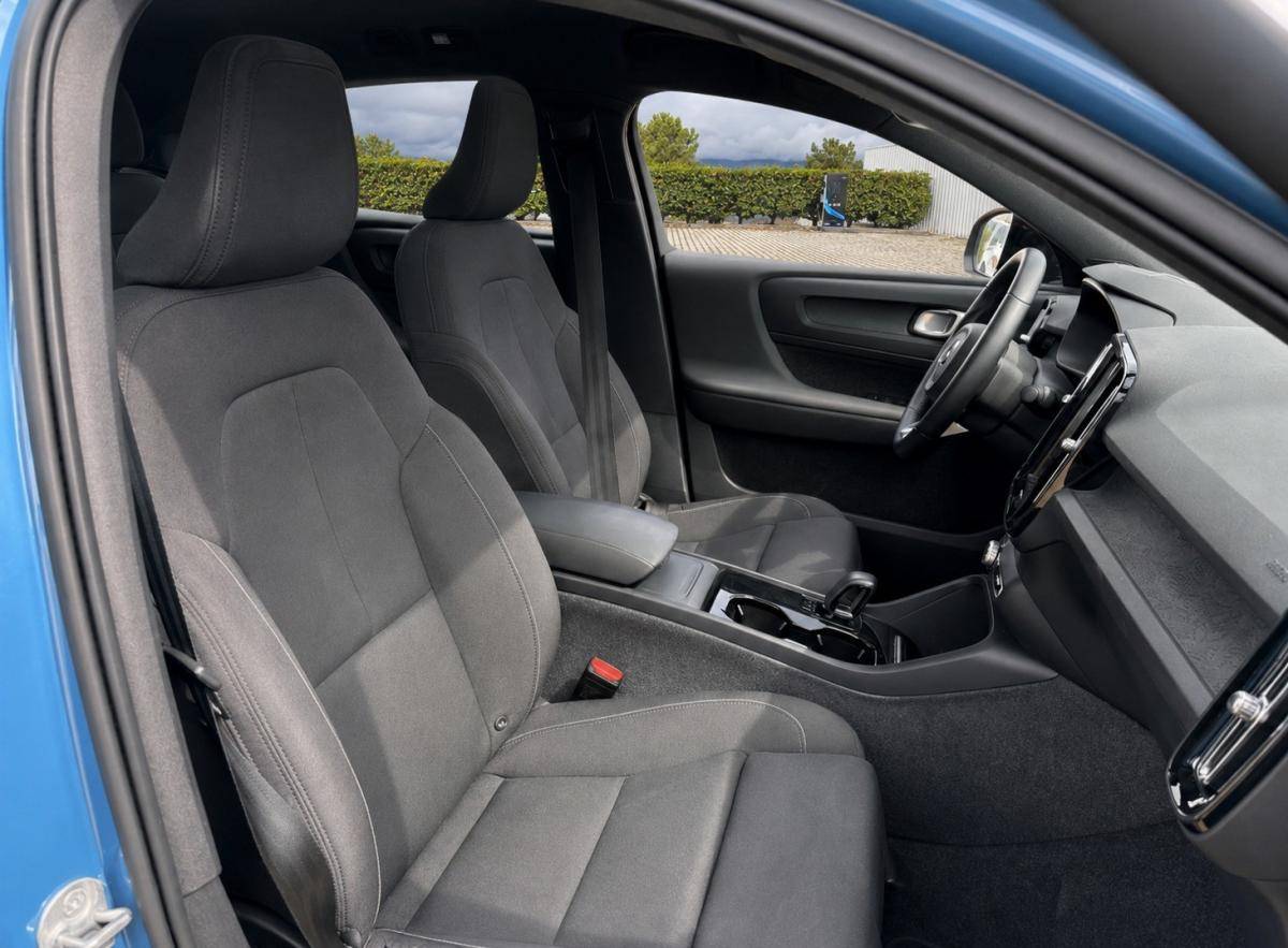 volvo-c40-2023-eletrico-0cc