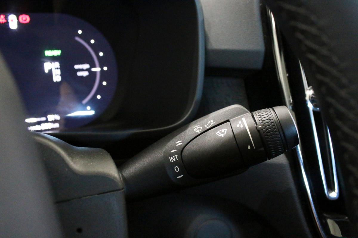 volvo-c40-2023-eletrico-0cc