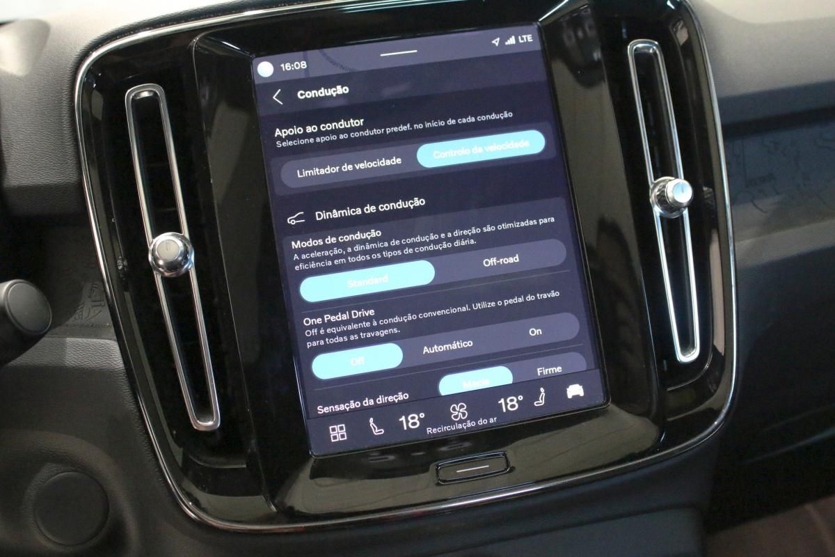 volvo-c40-2023-eletrico-0cc