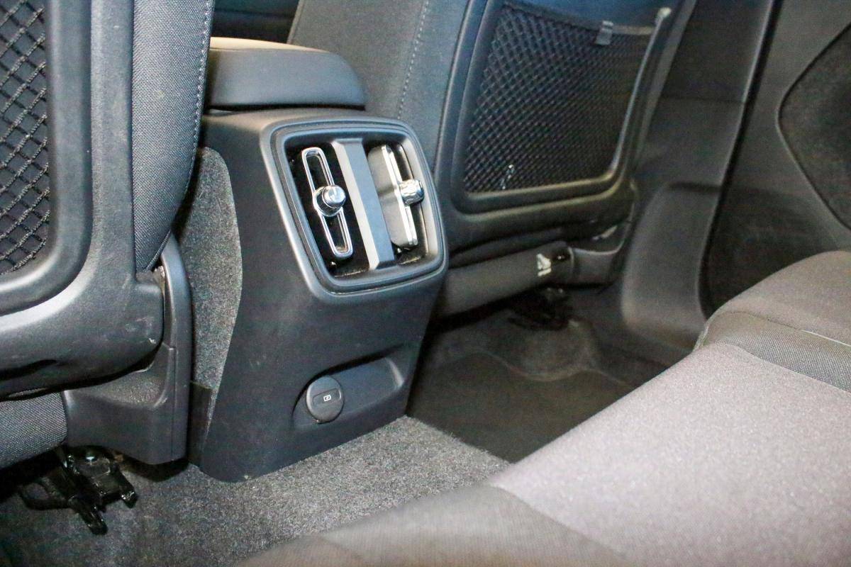 volvo-c40-2023-eletrico-0cc