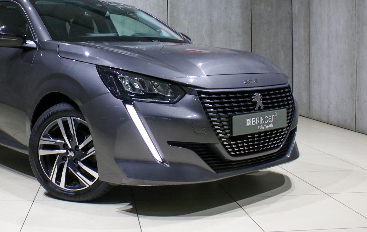 peugeot-208-2023-gasolina-1199cc
