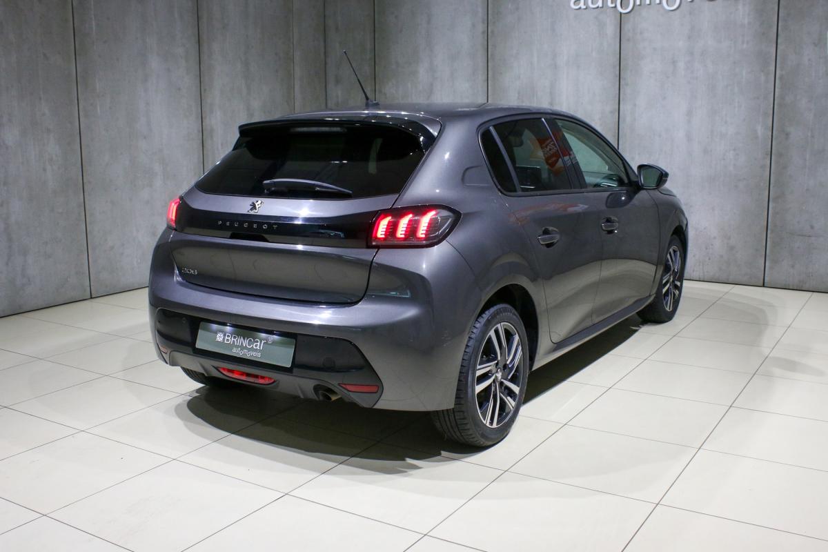 peugeot-208-2023-gasolina-1199cc
