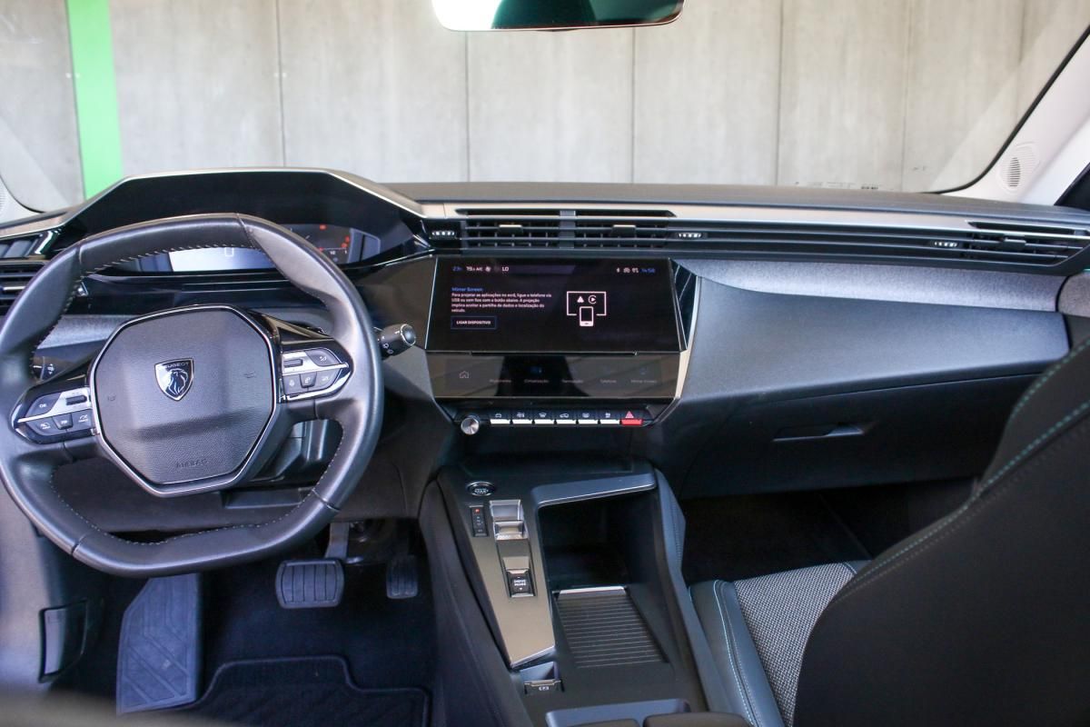 peugeot-308-2022-gasolina-1199cc