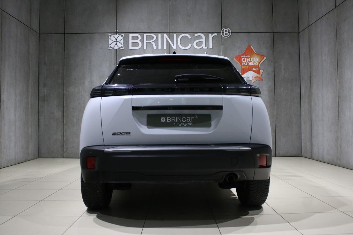 peugeot-2008-2024-gasolina-1199cc