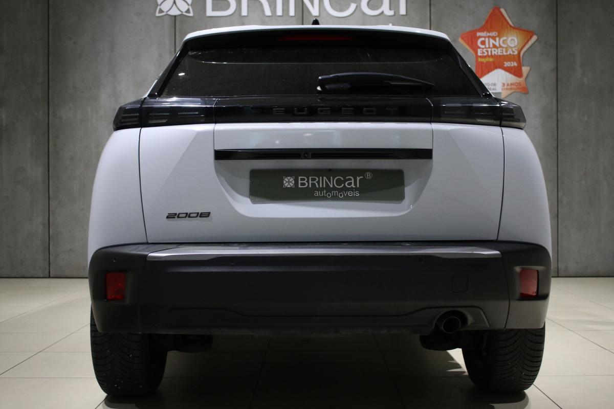 peugeot-2008-2024-gasolina-1199cc