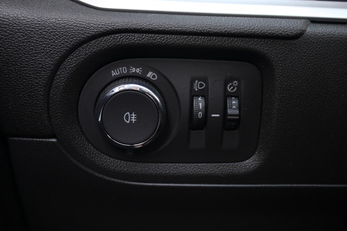 opel-grandland-2023-gasolina-1199cc