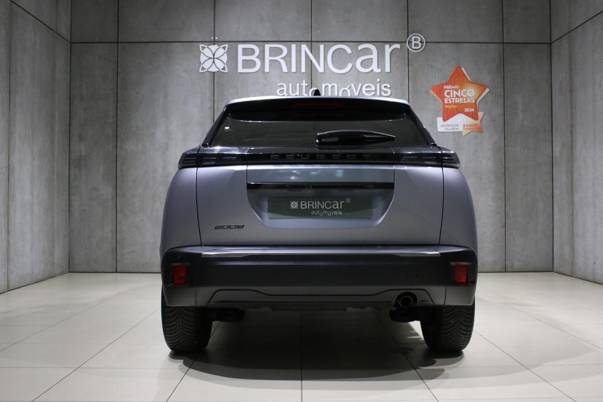 peugeot-2008-2024-gasolina-1199cc