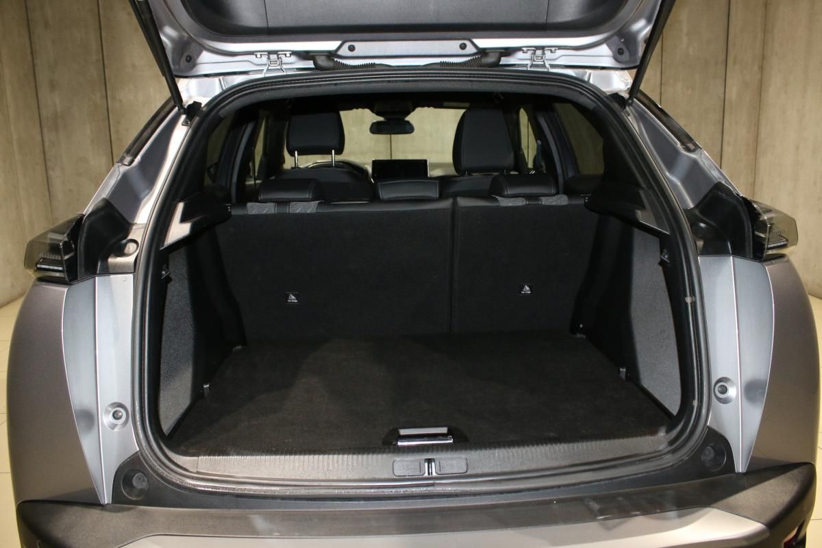 peugeot-2008-2024-gasolina-1199cc
