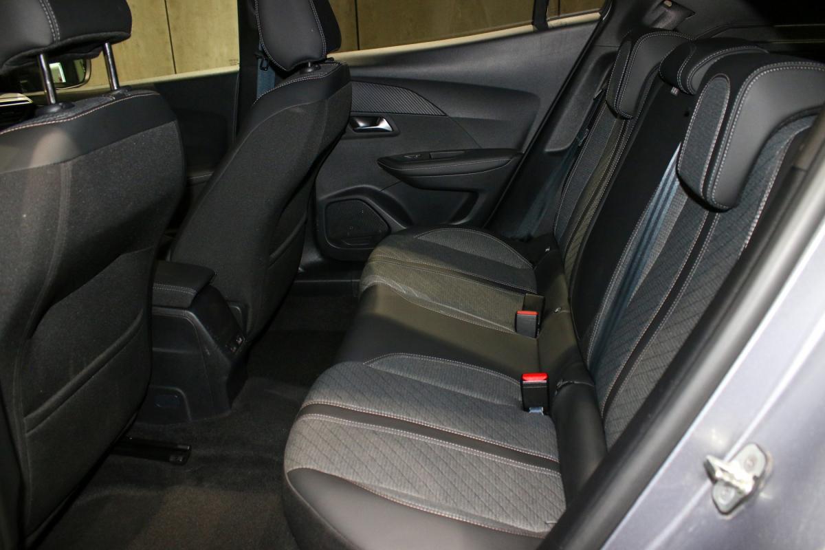 peugeot-2008-2024-gasolina-1199cc