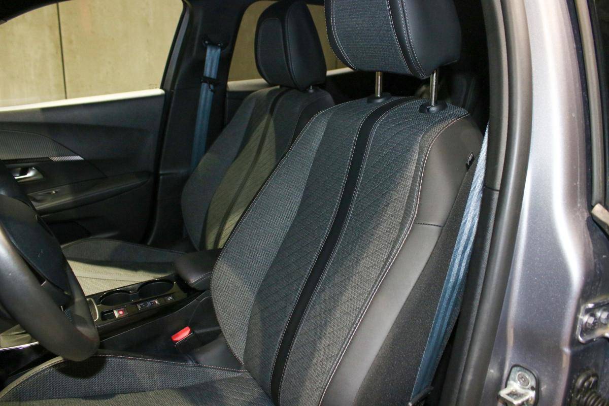 peugeot-2008-2024-gasolina-1199cc