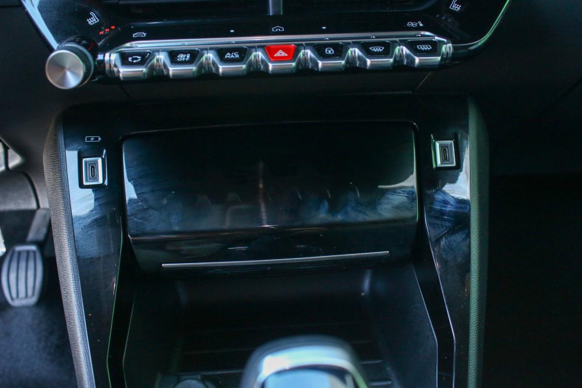 peugeot-2008-2024-gasolina-1199cc