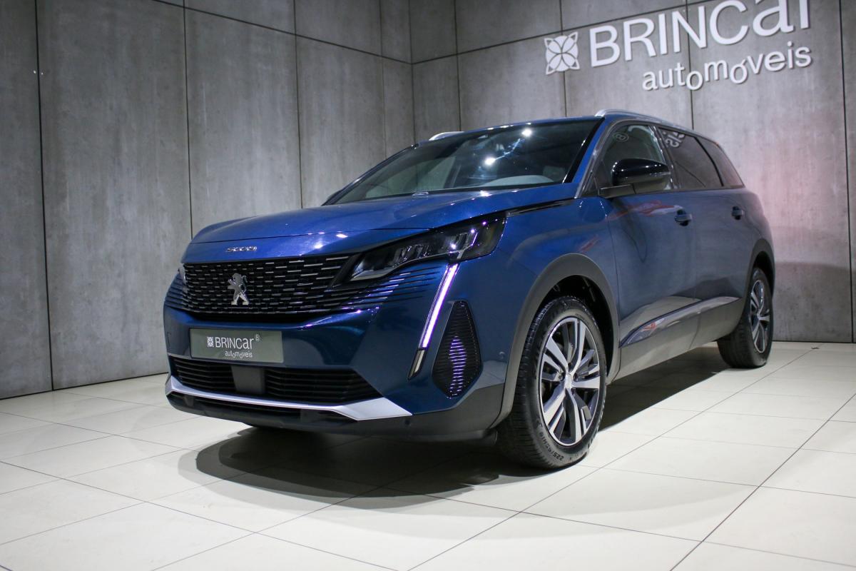peugeot-5008-2023-gasolina-1199cc