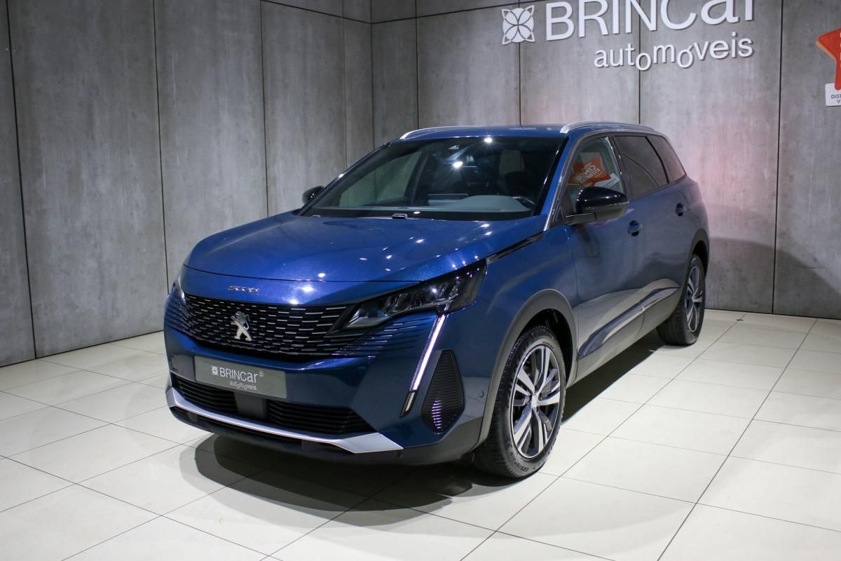 peugeot-5008-2023-gasolina-1199cc