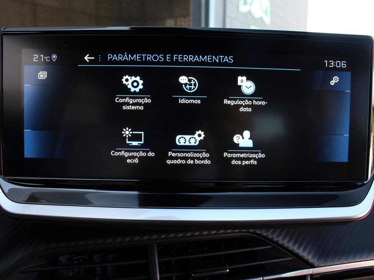 peugeot-2008-2023-gasolina-1199cc